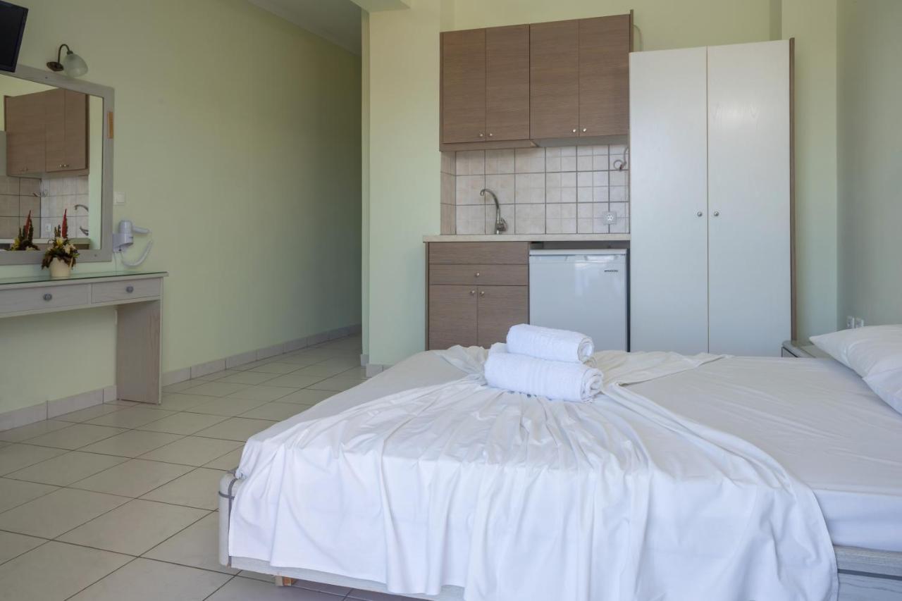 Ionian Melody Aparthotel Nikiana Exterior photo